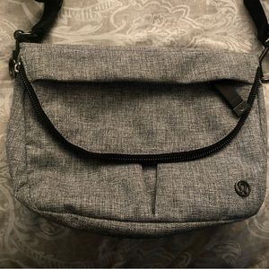 Lululemon crossbody Grey